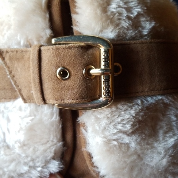 Boot - Picture 5 of 6